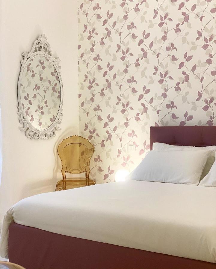 Bed and Breakfast Tre Santi à Lecce Extérieur photo