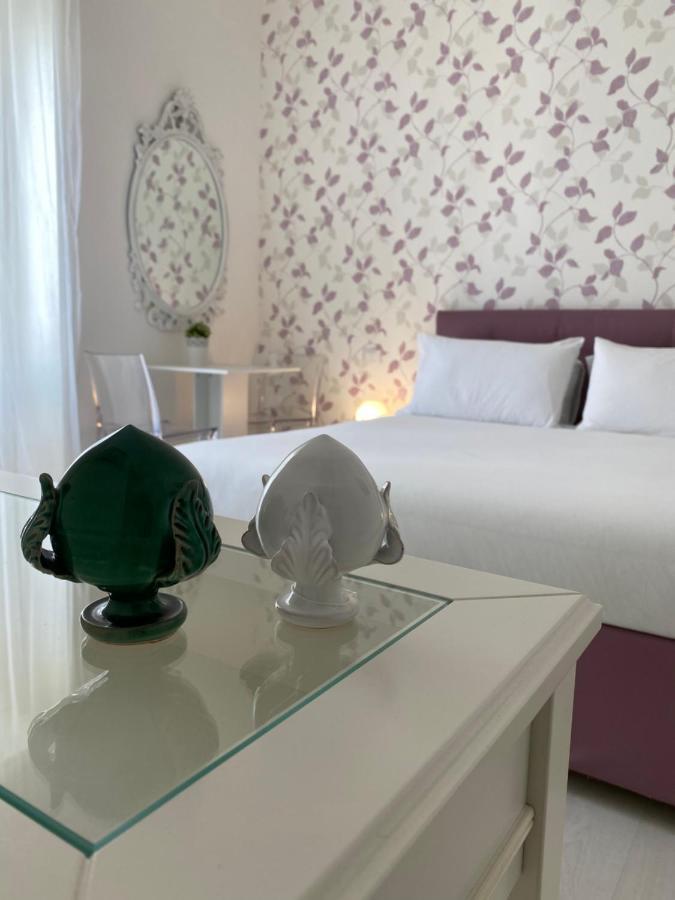 Bed and Breakfast Tre Santi à Lecce Extérieur photo